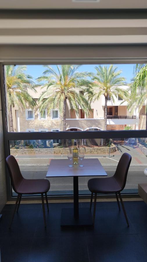 Summertime Signature Suites Ajía Marína Kültér fotó