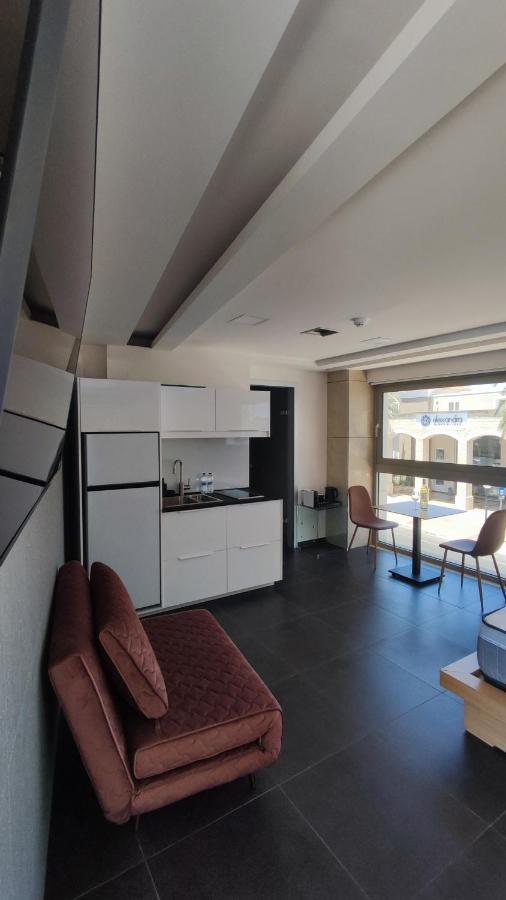 Summertime Signature Suites Ajía Marína Kültér fotó